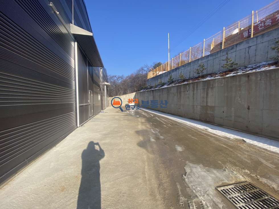 경기 파주시 조리읍 오산리 #160평 #80x2동 #신축 #내부화장실#공장 #빠른입주 월세 매물번호 13177 사진 7