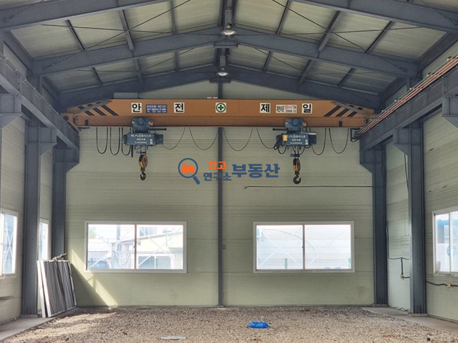 경기 고양일산동구 성석동 #60평 #외부천막 약40평 #내부호이스트 #전력승압 #도로인접 #광고효과 #외부사무실 #40FT트레일러 월세 매물번호 14789 사진 1