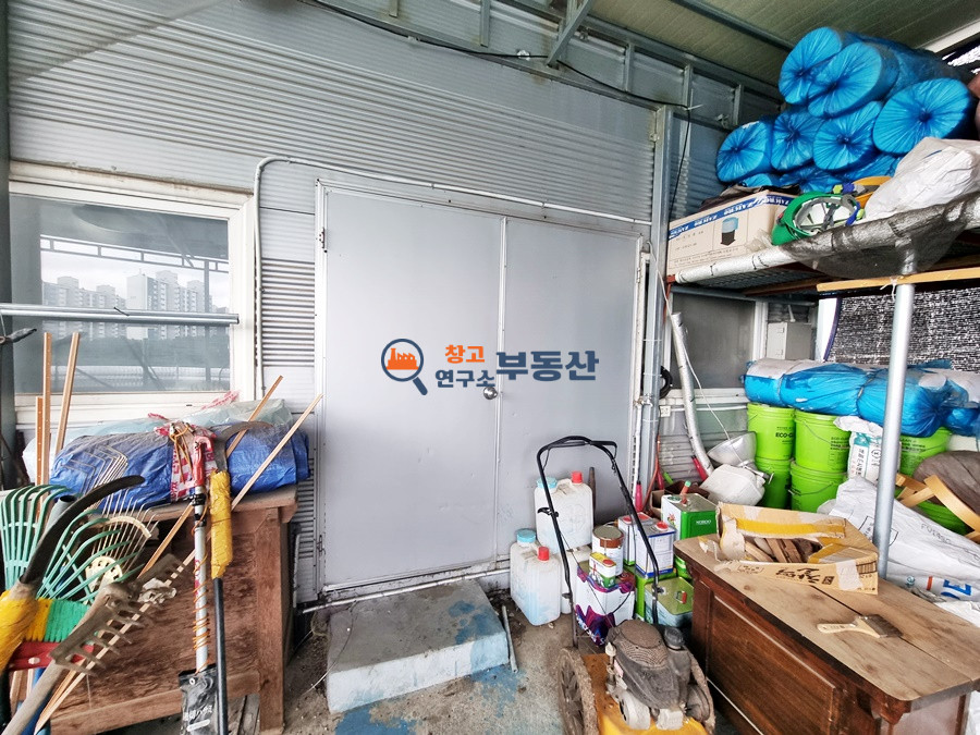 경기 고양일산동구 사리현동 #90평 #1,2층구조 #복층사무실 #2종제조 #단독마당 #외부천막 #여유공간 월세 매물번호 14513 사진 16