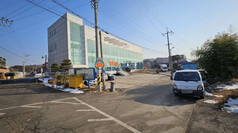 경기 고양일산동구 식사동 #연면적300평#넓은 주차장#건물통임대#식사5거리인근#사옥추천 월세 매물번호 15139 사진 4