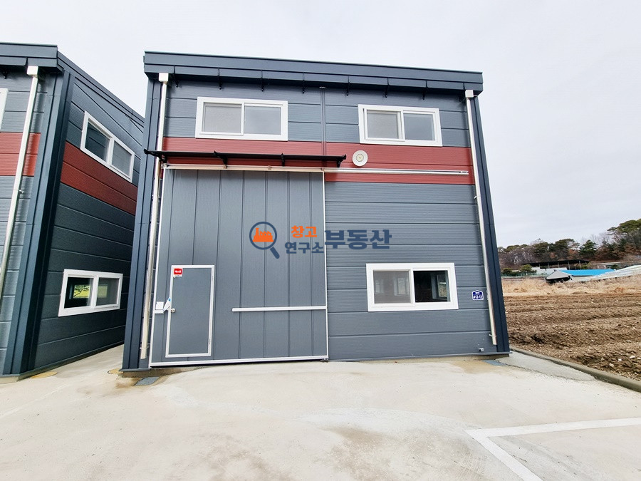 경기 파주시 탄현면 금승리 #대지431평 #연85평 #60+25평 #신축 #대형단독마당 #40FT트레일러 #즉시입주 #높은층고 매매 매물번호 15255 사진 3