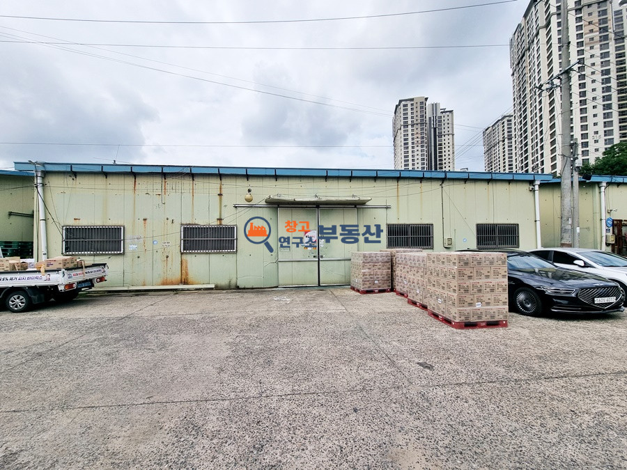 경기 고양일산동구 식사동 #60평 #즉시입주 #대형차량진출입 #내부사무실 #도심권 월세 매물번호 14539 사진 3