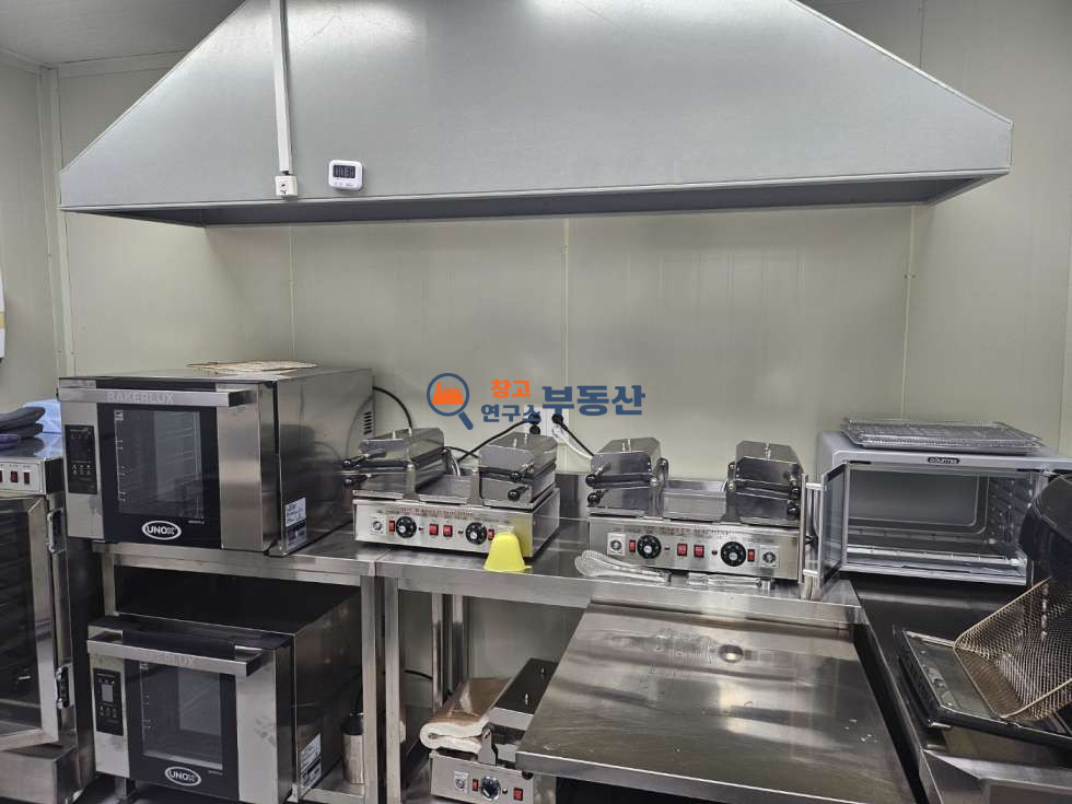 경기 고양일산동구 백석동 #17평 #식품공장 #해썹인증 #소규모식품공장추천 #백마역 #곡산역 월세 매물번호 15752 사진 8