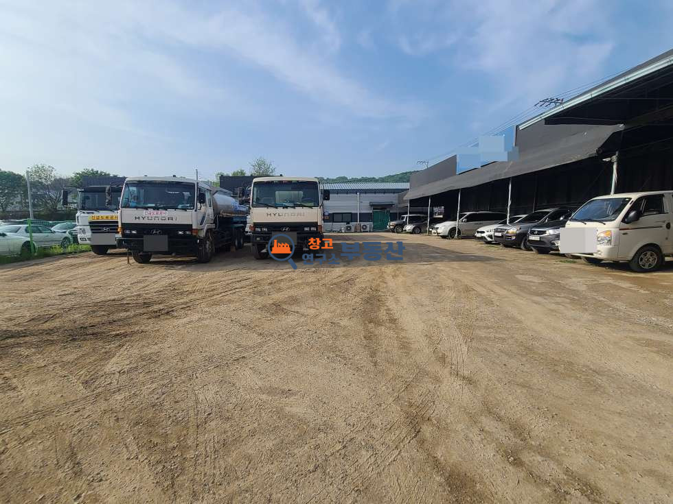 경기 고양일산서구 구산동 #60평 #2종제조 #가설천막100평 #대형마당 #40FT #송산IC 1분진입 #내부화장실 월세 매물번호 15636 사진 2