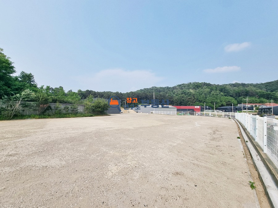경기 파주시 월롱면 영태리 #120평 #60x2동 #대지1480평 #대형단독마당 #즉시입주 #민원소지無 #대형차량진출입 월세 매물번호 15749 사진 5