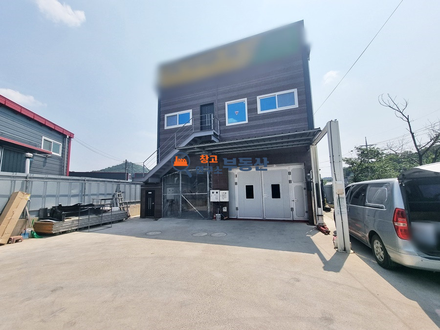 경기 고양일산동구 문봉동 #75평 #59+16평 #단독마당 #내부사무실 #도로인접 #자동차관련시설 #도장판금 #광고효과 월세 매물번호 15756 사진 1