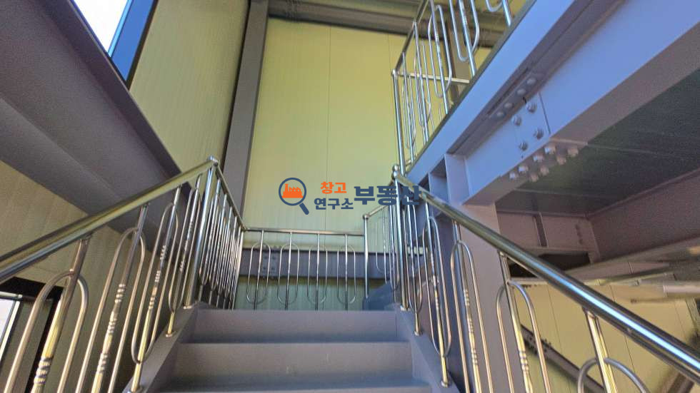 경기 고양덕양구 토당동 #49평 #총2층(25+24)#2종근생 #단독마당 #최상입지 #초역세권 #신축 일산창고임대 덕양구 창고임대 덕양구소형공장 사옥형공장 일산단독마당창고 월세 매물번호 15799 사진 6