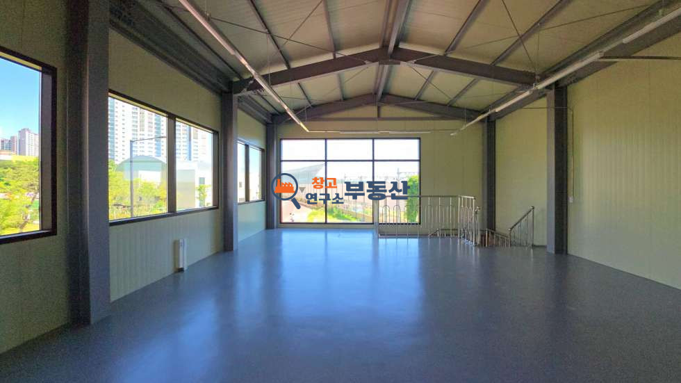 경기 고양덕양구 토당동 #49평 #총2층(25+24)#2종근생 #단독마당 #최상입지 #초역세권 #신축 일산창고임대 덕양구 창고임대 덕양구소형공장 사옥형공장 일산단독마당창고 월세 매물번호 15799 사진 8