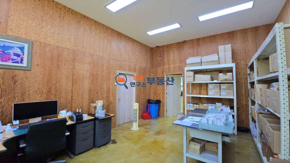경기 파주시 탄현면 성동리 #공장매매 #대1210평 #연719평 #총4동(148+243+144+184평)) #공장 #즉시입주 #40FT #승압50KW#자유로인근 #평당 500#대지1210평 파주공장매매 자유로근처공장 매매 매물번호 15793 사진 2