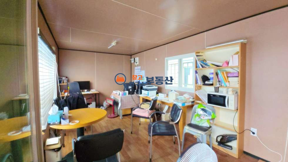 경기 파주시 산남동 #48평 #1종근생 #2차선변 #자유로인접 #컨테이너사무실 #내부화장실 #즉시입주 월세 매물번호 15710 사진 4