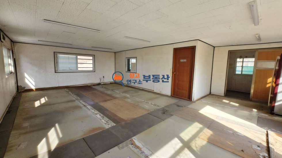 경기 파주시 법원읍 법원리 #603평(1층325평+2층279평)통건물 #대형단독마당 #전력150kw #층고높 #대형차량 진입 #야적장추가 월세 매물번호 15359 사진 16