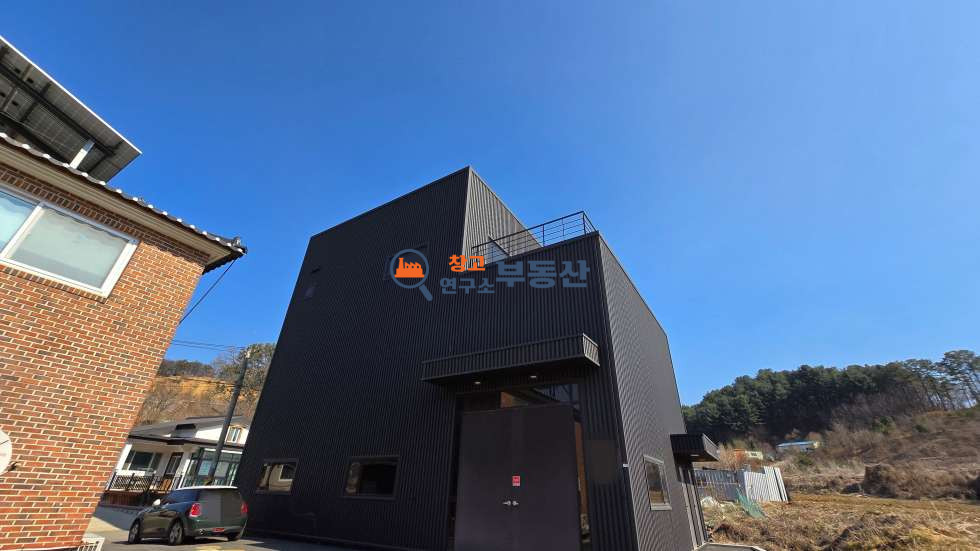 경기 파주시 문산읍 내포리 #60평#2층공장#대형차량진출입 #2차선접 #테라스 #신축 월세 매물번호 15320 사진 9