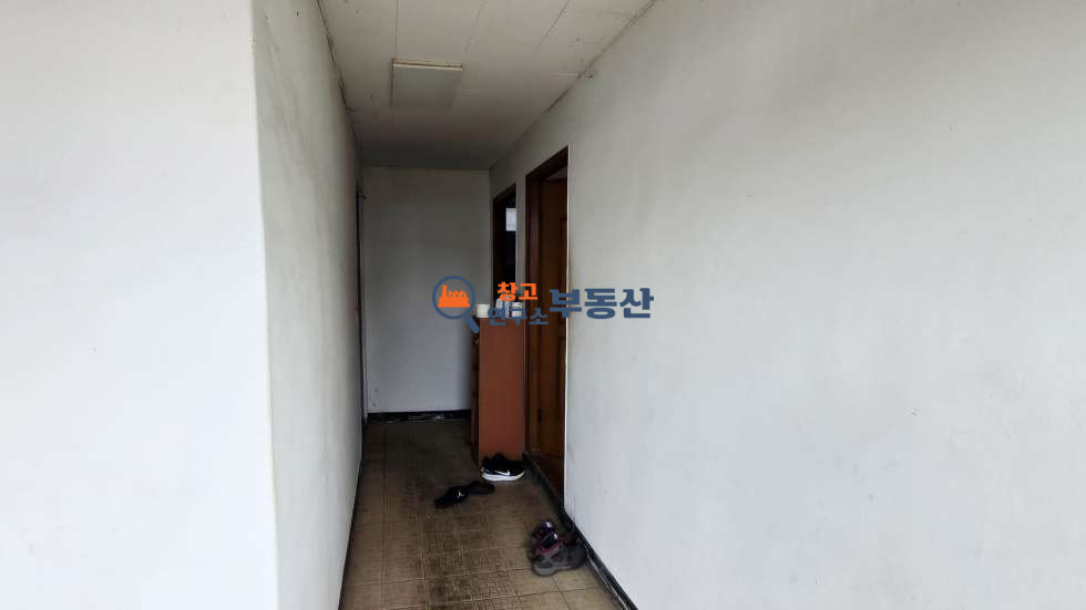 경기 파주시 산남동 #327평#대형공장#별도사무동#호이스트#도로인접 #광고효과#분할임대가능 월세 매물번호 15313 사진 4