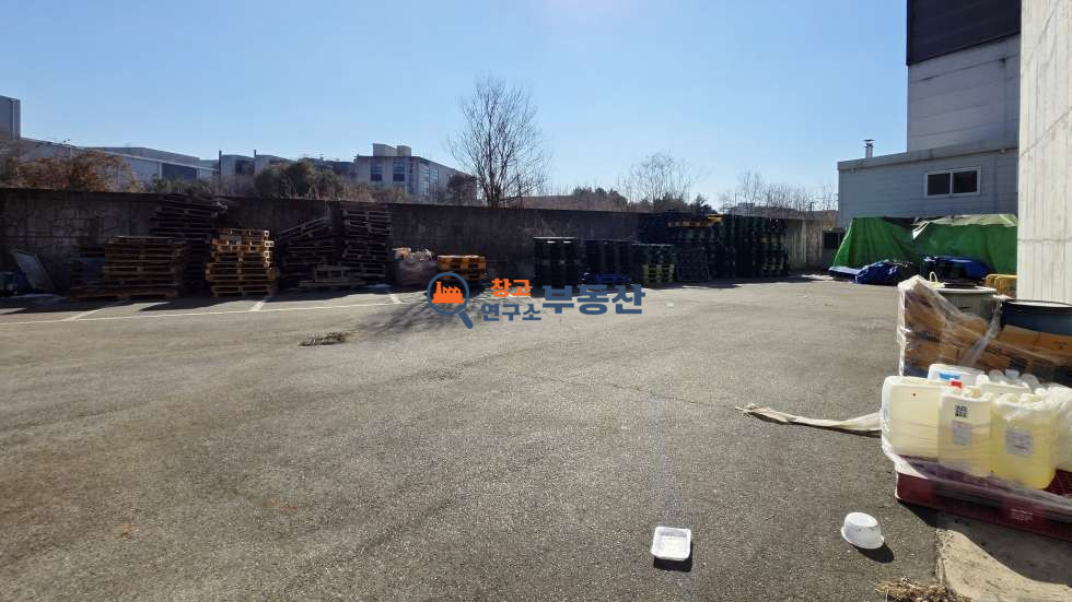 경기 파주시 문산읍 선유리 #192평 #96평+96평 #분할임대가능 #사옥,쇼룸추천#준신축 #화물E/V 월세 매물번호 15205 사진 3