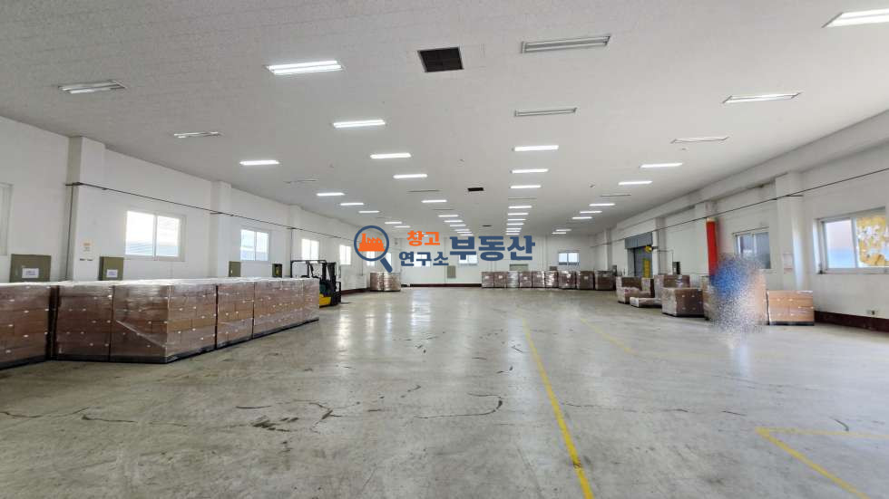 경기 파주시 문산읍 선유리 #663평#510평+153평#전기200kw#단독마당 #호이스트 1.5톤#높은층고 #40FT가능#별도사무실#매매가능 월세 매물번호 15201 사진 8