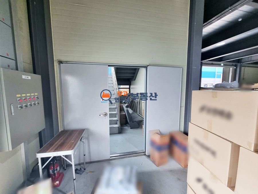 경기 고양일산동구 성석동 #390평 #1,2층 각 195평씩 #도로인접 #40FT트레일러 #화물E/V 월세 매물번호 14260 사진 5