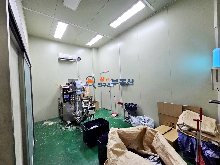 경기 고양일산동구 설문동 #166평 #60x2동+47평 #2종제조 #식품공장 #단독마당 #40FT트레일러 #준신축급 월세 매물번호 16455 사진 8