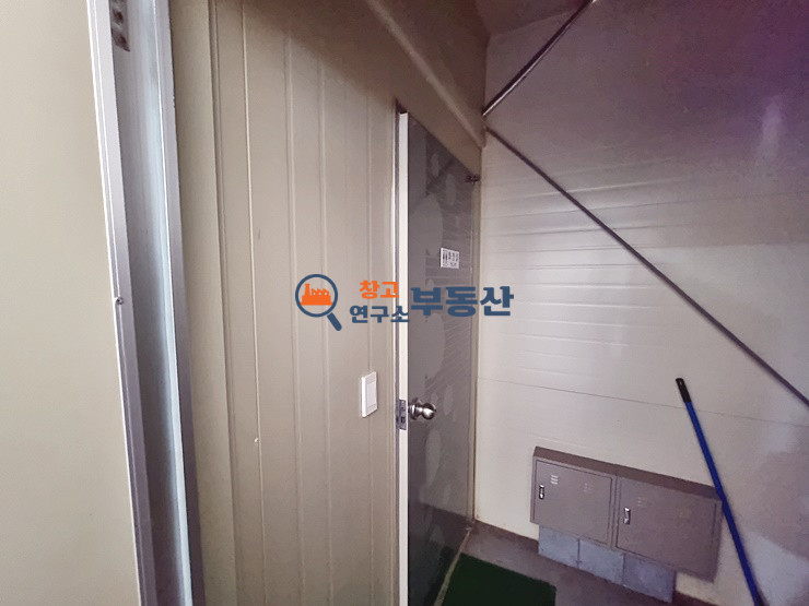 경기 고양일산동구 설문동 #180평 #60x3동 #2종제조 #도로인접 #광고효과 #40FT트레일러 #내부사무실 월세 매물번호 13513 사진 7