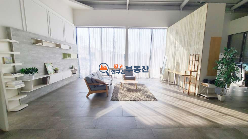 경기 파주시 신촌동 #연114평 #창고 #60평+54평 #넓은마당 #스튜디오인수가능 #문발IC 월세 매물번호 16600 사진 2
