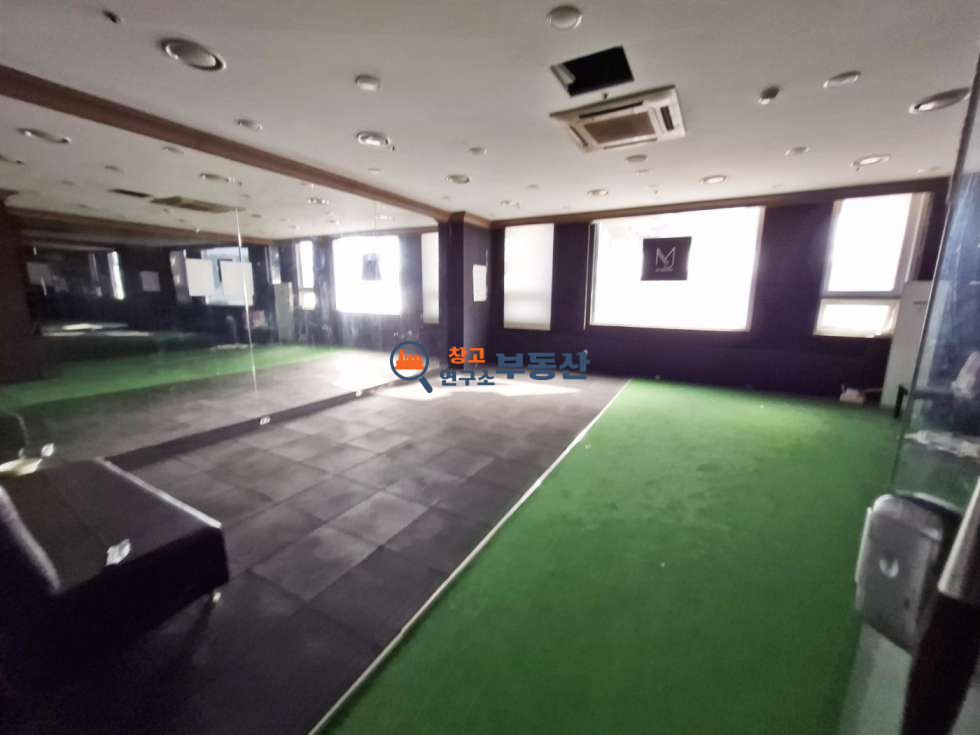 경기 고양일산동구 성석동 #1223평 #운동시설 #통임대 #4층건물 #대형차통행 월세 매물번호 16692 사진 6