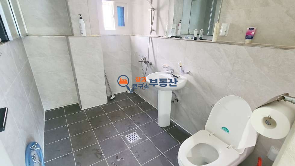 경기 파주시 탄현면 축현리 #대지919평 #평당326 #연209평 #4필지 #60평3개동+30평1개동 #넓은마당 #대형차량 #가설천막3동 매매 매물번호 16238 사진 16