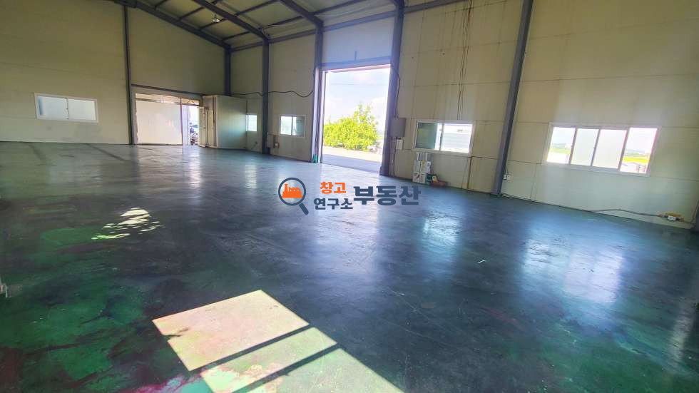 경기 파주시 송촌동 #60평 #2종제조 #대형차량 #넓은마당 #내부화장실 #문발IC 월세 매물번호 16098 사진 3