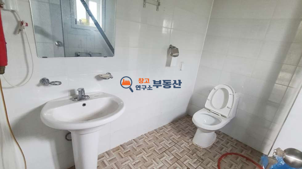 경기 파주시 탄현면 축현리 #60평 #추가가설20평 #즉시입주 #앞마당 뒷마당여유 #2차로접 #내부화장실 월세 매물번호 15945 사진 6