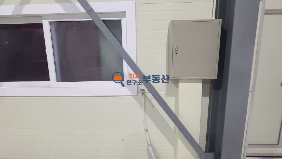 경기 고양일산서구 덕이동 #약120평 #농림창고 #60평+59평 2개동 #2종근생 #4m도로접 월세 매물번호 15507 사진 9