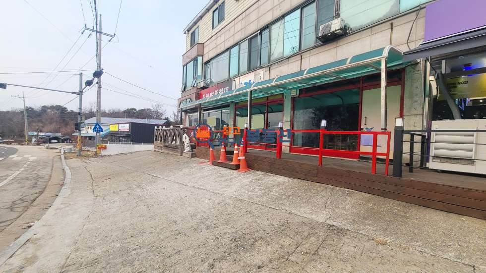 경기 파주시 탄현면 법흥리 #20평 #상가 #일반음식점 #대로변 가시성굿 #내부수리중 월세 매물번호 16740 사진 1
