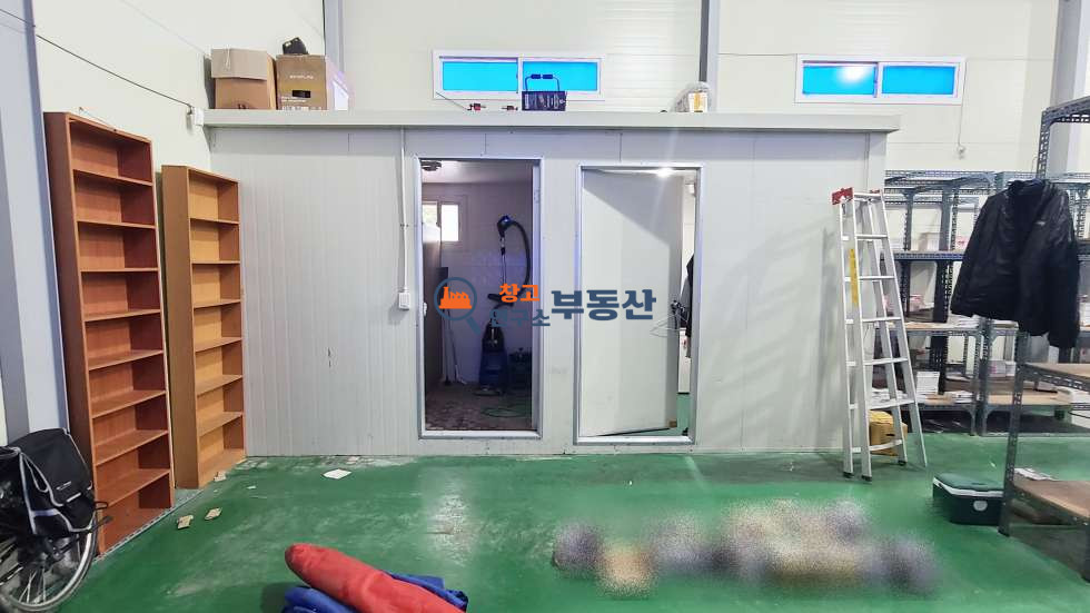 경기 고양일산서구 구산동 #56평 #1종소매 #단독마당 #도로변 #대형차량 #내부화장실 #내부사무실 #즉시입주 월세 매물번호 16178 사진 3