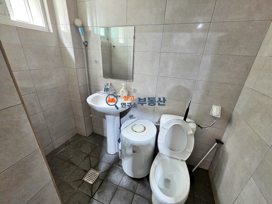 경기 고양일산동구 설문동 #대지151평 #연94평 #사옥형창고 #단독마당 #LPG #하수직관 매매 매물번호 16951 사진 4