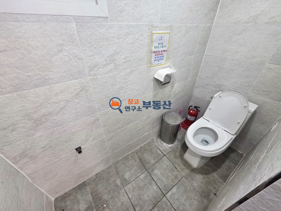 경기 고양덕양구 도내동 #52평 #1층임대 #즉시입주 #대로변 #도심권 #창고형매장 #소매점 및 매장추천 월세 매물번호 16557 사진 3