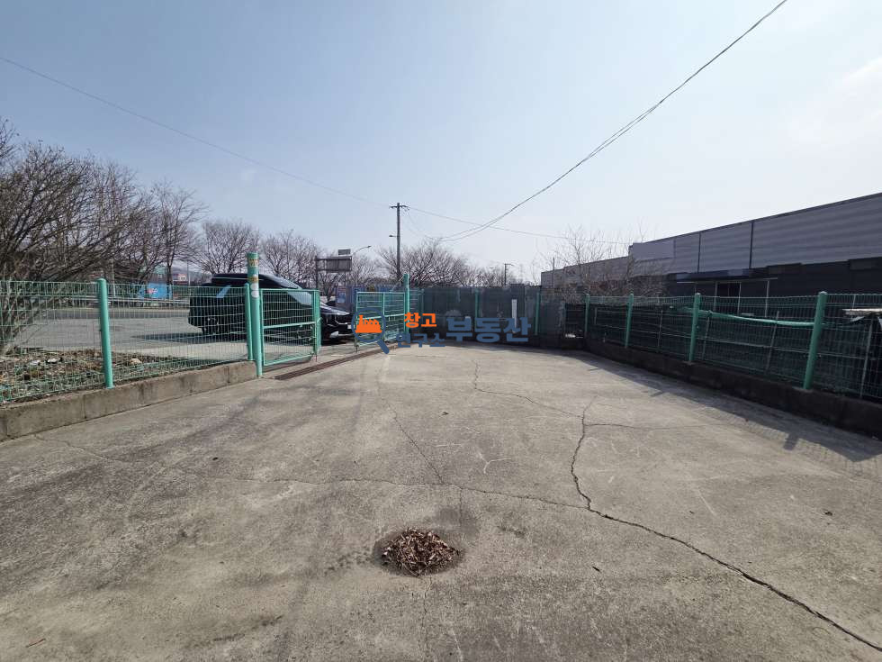 경기 고양일산서구 구산동 #토지145평 #건56평 #1종소매 #도로접 #즉시입주 #내부사무실 #내부화장실 #가시성굿 #평당689 매매 매물번호 16174 사진 9