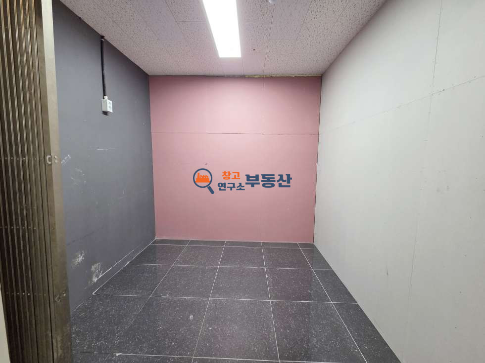 경기 고양일산서구 가좌동 #59평 #2층임대 #상가 #인테리어 굿#도로변 #광고효과 #테라스 #주방 #대중교통 #하수직관 월세 매물번호 17229 사진 5