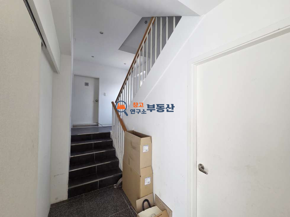 경기 고양일산서구 덕이동 #연77평 #상가 #대로변 #1층 39평+2층 39평 #광고효과 #즉시입주 #무권리 #탄현역 월세 매물번호 17213 사진 4