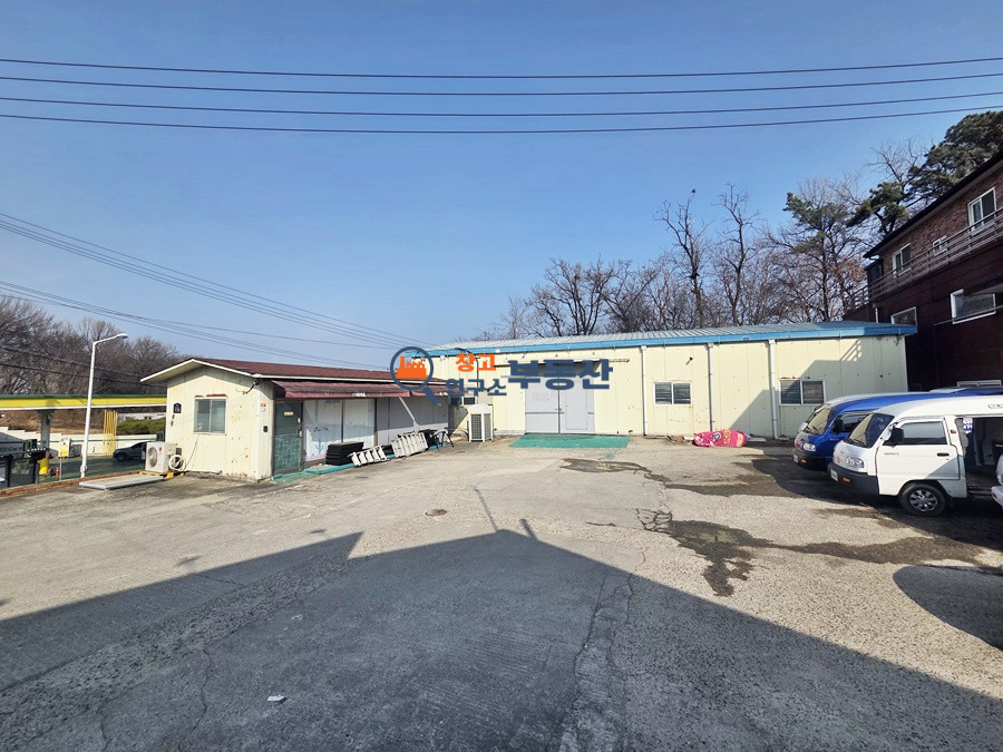 경기 고양일산동구 성석동 #70평 #60+10평 #2종제조 #도로인접 #광고효과 #별도사무동 #하수직관 월세 매물번호 17280 사진 1