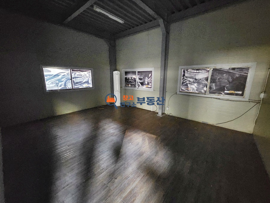 경기 고양일산동구 성석동 #60평 #1,2층구조 #복층사무실 #단독마당 #높은층고 #즉시입주 월세 매물번호 17381 사진 6