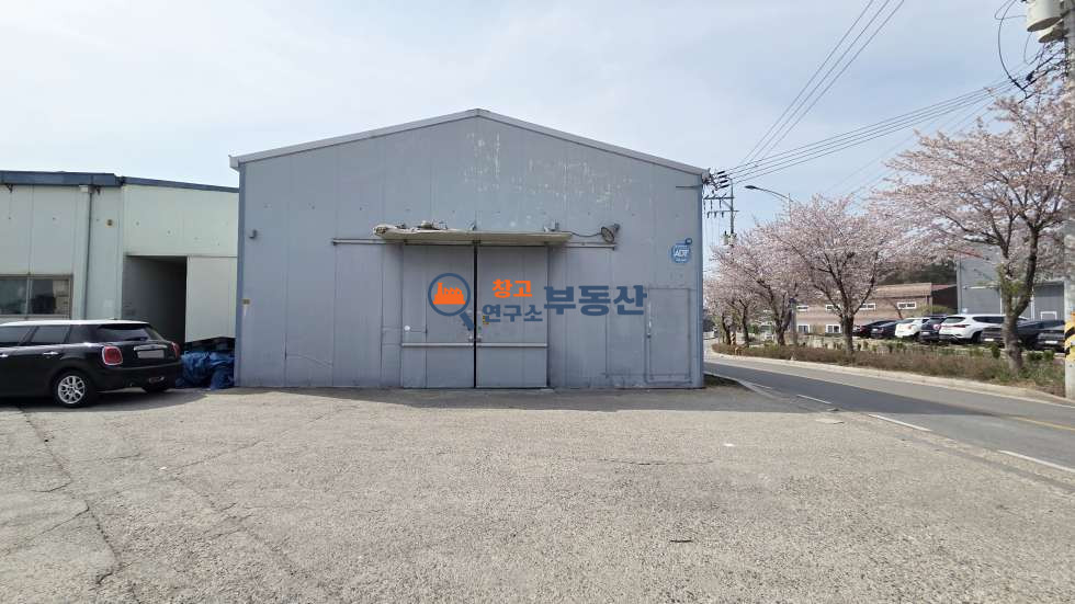 경기 파주시 산남동 #60평 #창고 #도로변 #광고효과 #즉시입주 #2자유로 3분 월세 매물번호 17397 사진 1