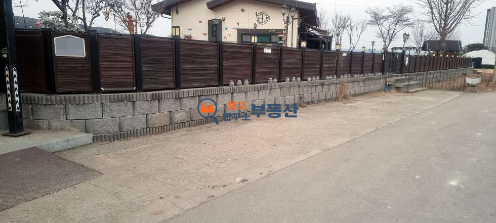 경기 파주시 당하동 #단독주택 #토지239평 #연36평 #고급인테리어 대리석마감 #넓은마당 #평면도굿 #이마트옆 #준신축컨디션 #막힘없는뷰 #반려동물 거주최상 #자가발전태양열 매매 매물번호 16987 사진 11
