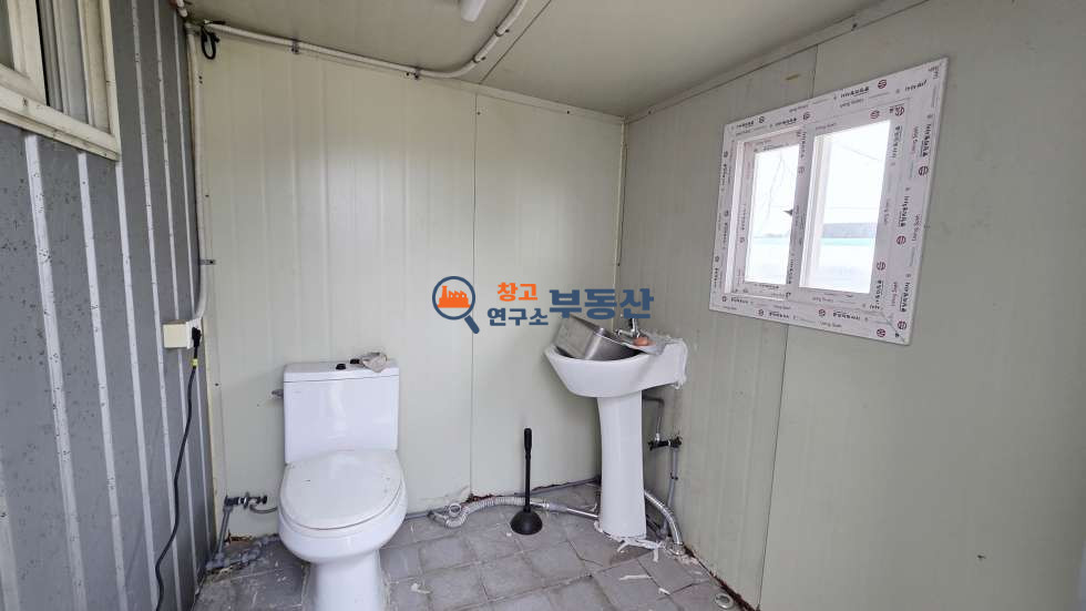 경기 고양일산서구 구산동 #52평 #창고 #컨테이너사무실 #빠른입주가 #외부화장실 #저렴임대료 월세 매물번호 17434 사진 4