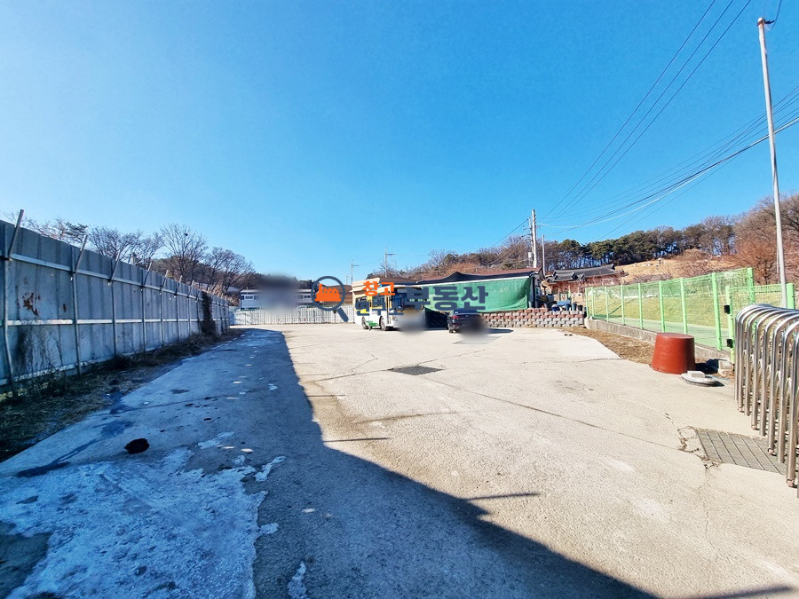 경기 고양일산동구 문봉동 #대지658평 #건10평 #야적장 및 차고지 #즉시입주 #40FT트레일러 월세 매물번호 17449 사진 2