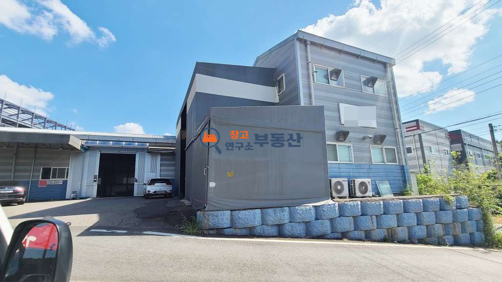 경기 파주시 하지석동 대지576평 #공장284평 #246평(1층+2층)+38평(1층+2층) #평당379 #식품공장 #하수직관 #냉장냉동고 #대형차량 매매 매물번호 16255 사진 2