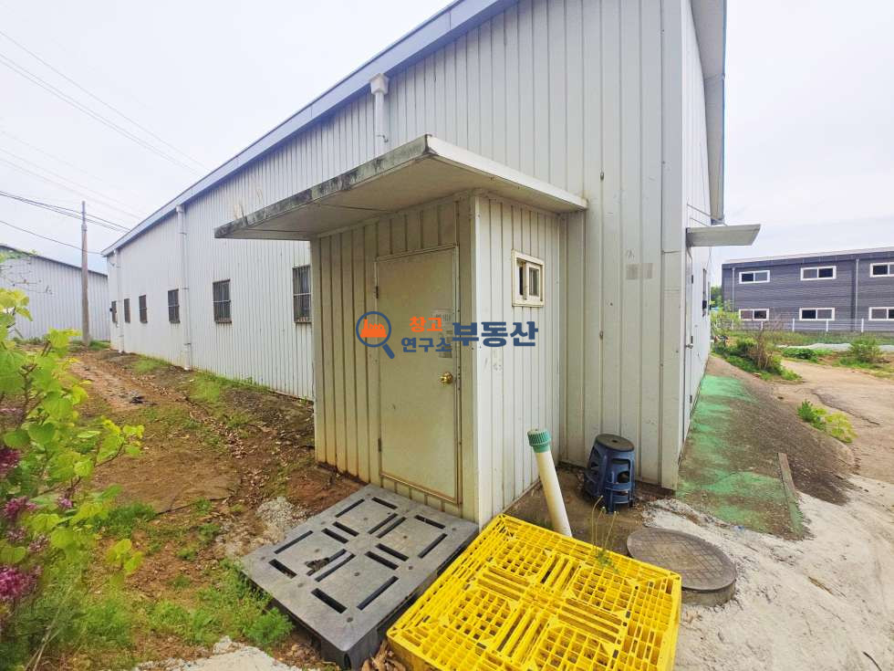 경기 고양일산서구 가좌동 #100평 #창고시설 #단독마당 #트레일러가능 #물류사무실 #주차여유 #즉시입주 월세 매물번호 17493 사진 3