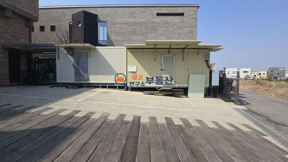 경기 파주시 서패동 #60평 #식품공장 #냉동냉장인수가능 #철근콘크리트 #층고9.9 #2층구조 #즉시입주 #자유로근접 #생산관리 #평당1051 매매 매물번호 17313 사진 2
