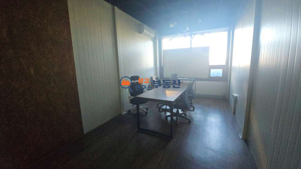 경기 고양덕양구 내곡동 #318평 #3층통임대 #사옥추천 #4차선대로변 #광고효과 #창고형매장 #대형차가능 월세 매물번호 17305 사진 18