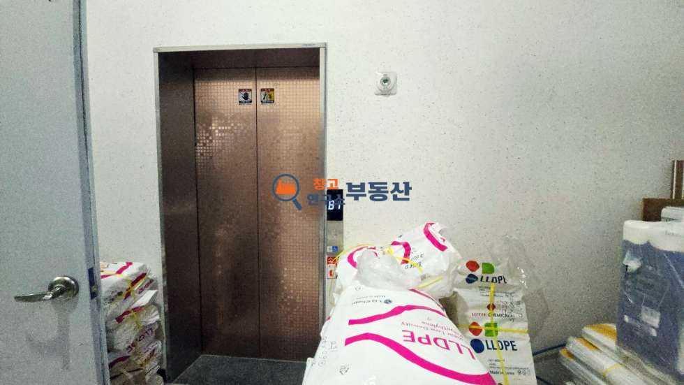 경기 고양일산서구 가좌동 #230평 #공장 #지하1층전부 #화물엘베 #대형마당 #가좌IC5분 #물류가능 월세 매물번호 17221 사진 10