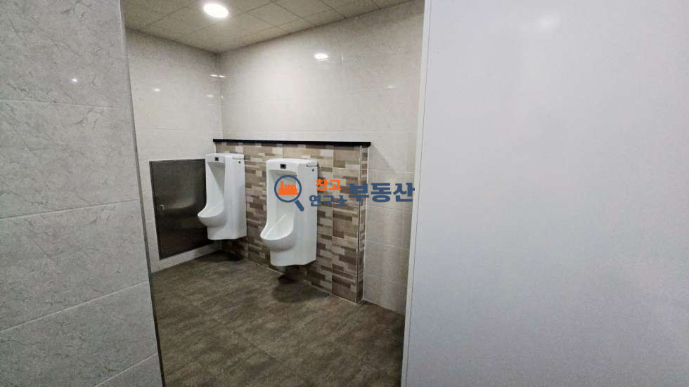 경기 고양일산서구 가좌동 #230평 #공장 #지하1층전부 #화물엘베 #대형마당 #가좌IC5분 #물류가능 월세 매물번호 17221 사진 12