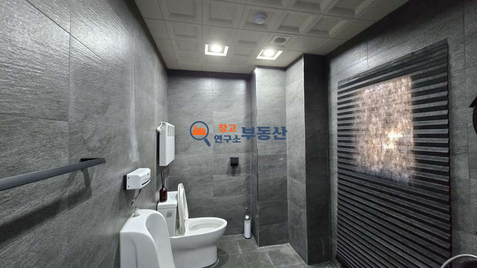 경기 파주시 문산읍 내포리 #211평#2층2종근생#대형츄레라#내부사무실#준신축#높은층고 월세 매물번호 15321 사진 8