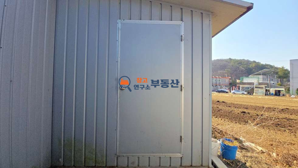 경기 파주시 탄현면 낙하리 #공장매매 #대852평 #연360평 #계획관리 #산업존 #낙하IC1분 #2차선접 #공장6동 #층고5.5 #평당270 매매 매물번호 17159 사진 6