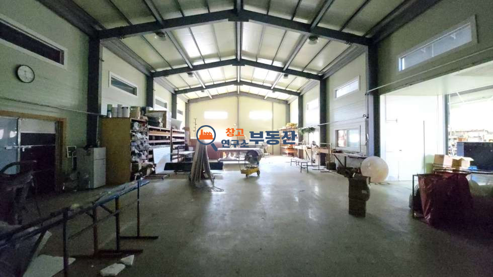 경기 파주시 탄현면 오금리 #공장매매 #대1258평 #연238평 #생산관리 #식품공장 #공장4동 #가설건축물 #대형마당 #자유로근접 #평당207 매매 매물번호 17158 사진 8